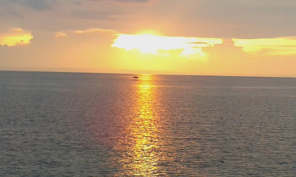 Sunset Vista Sea Front Guest House Union  Exterior foto